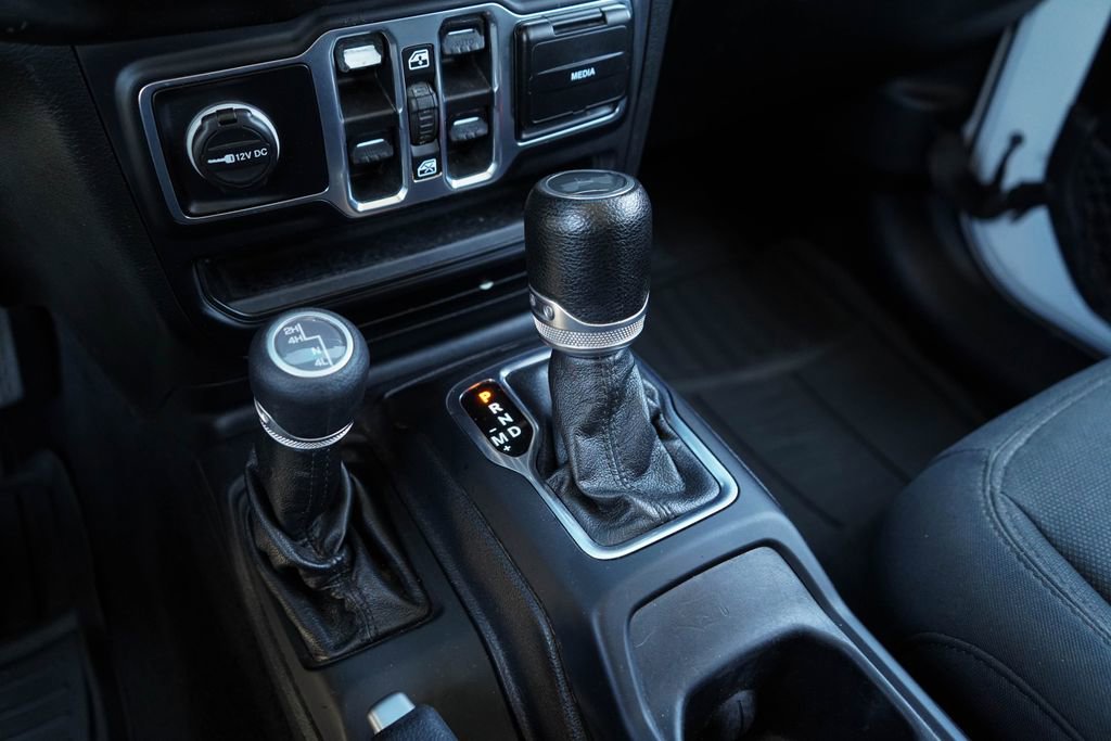 Used 2020 Jeep Wrangler Unlimited Sport S AWD/4WD image 33