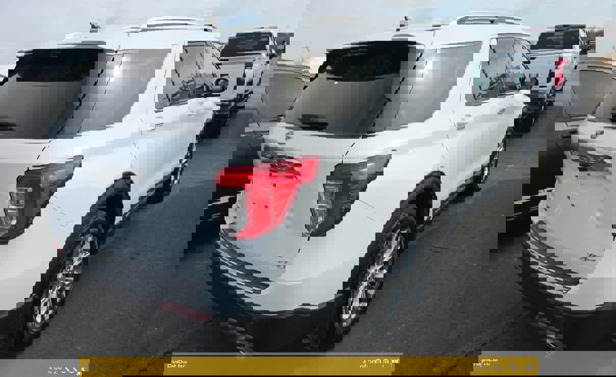 Used 2023 Ford Explorer Limited image 5