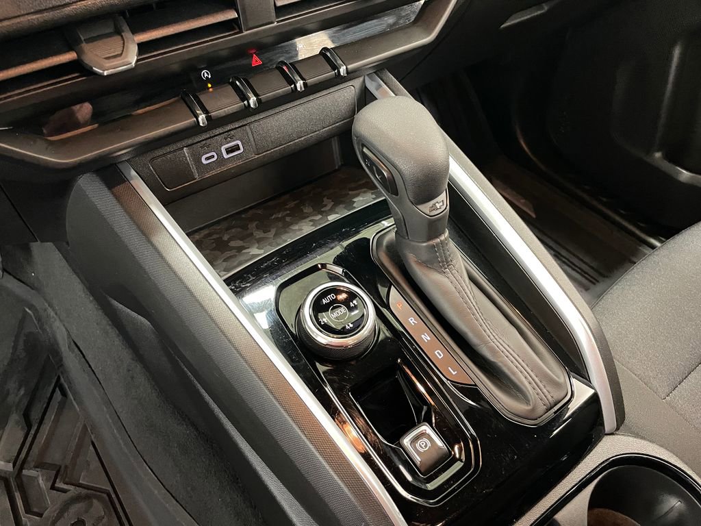 Certified 2023 Chevrolet Colorado Trail Boss w/ Advanced Trailering Package image 32