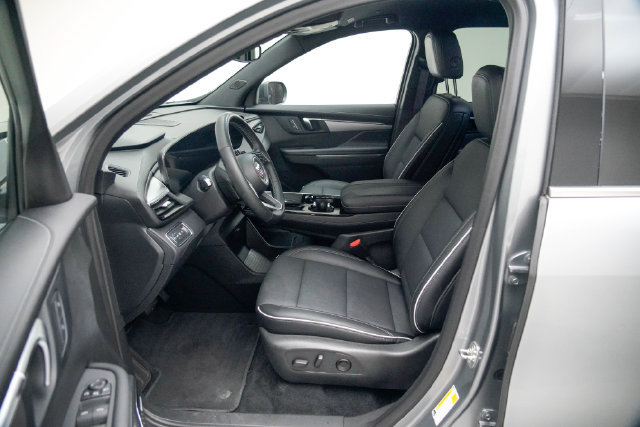 Used 2025 Buick Enclave Preferred FWD image 19