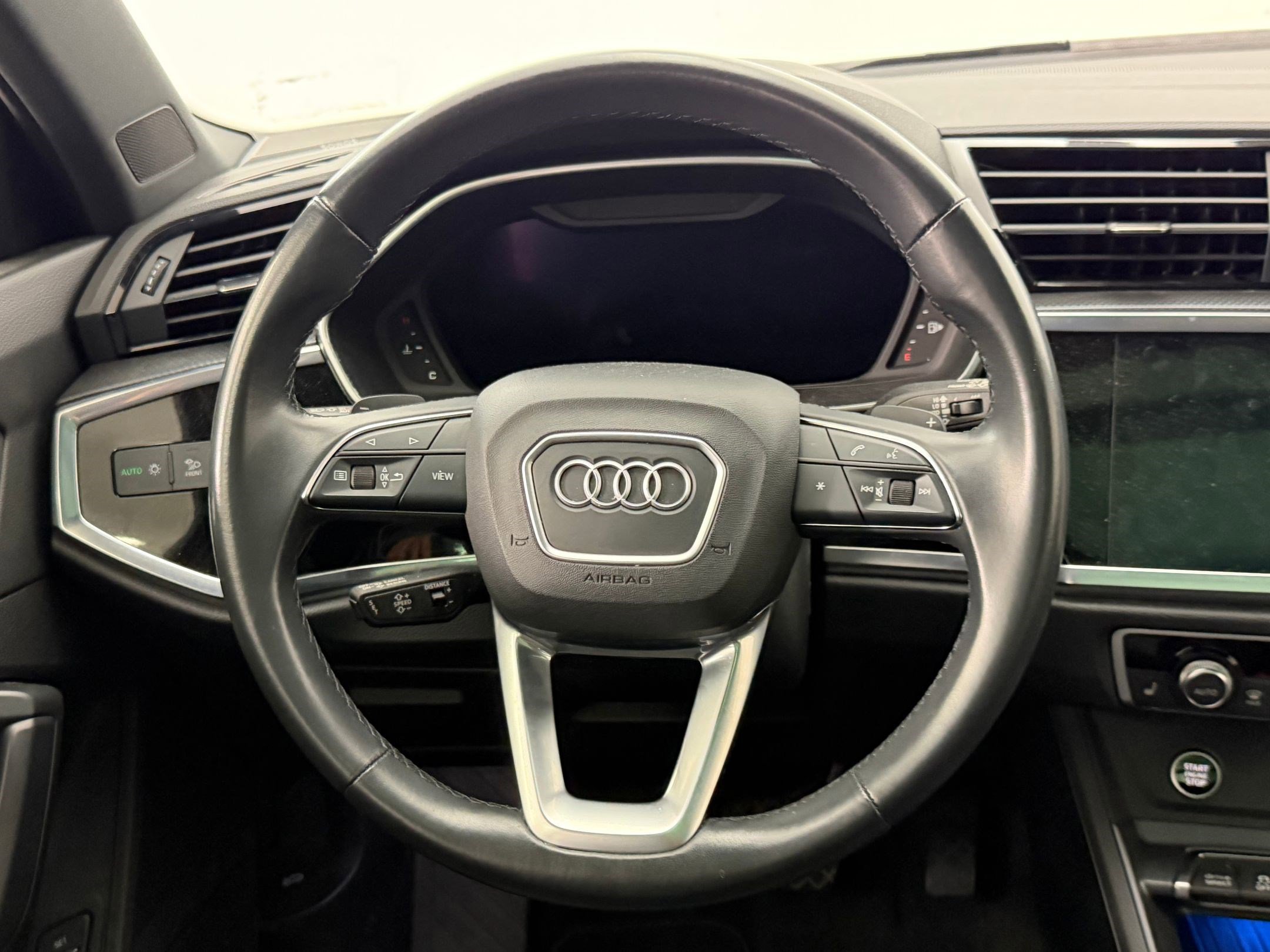 Certified 2022 Audi Q3 2.0T Premium Plus w/ Premium Plus Package image 19