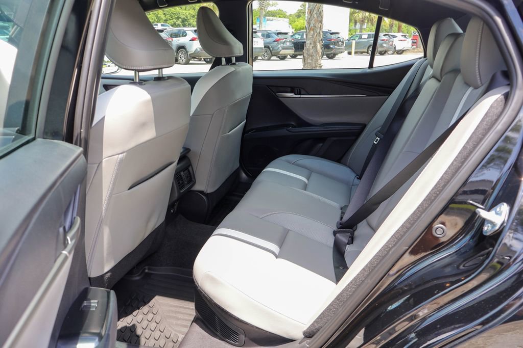 Used 2026 Toyota Camry SE w/ Convenience Package FWD image 10