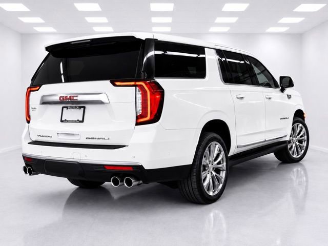 Used 2024 GMC Yukon XL Denali w/ Denali Reserve Package AWD/4WD image 7