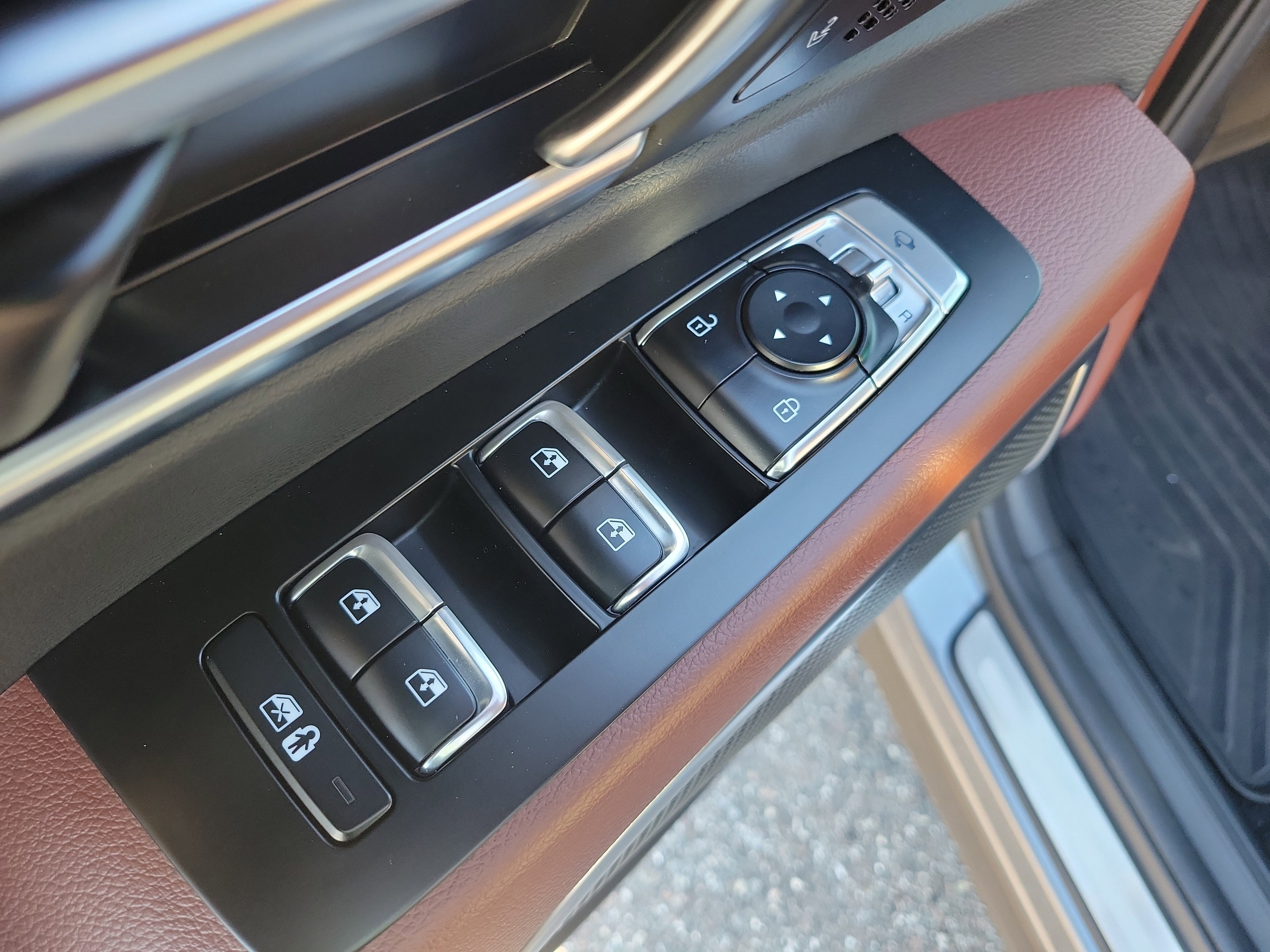 Used 2023 Kia Telluride SX image 21