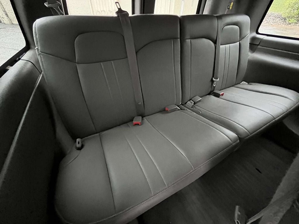 Used 2021 Chevrolet Express 2500 LS w/ Driver Convenience Package RWD image 21