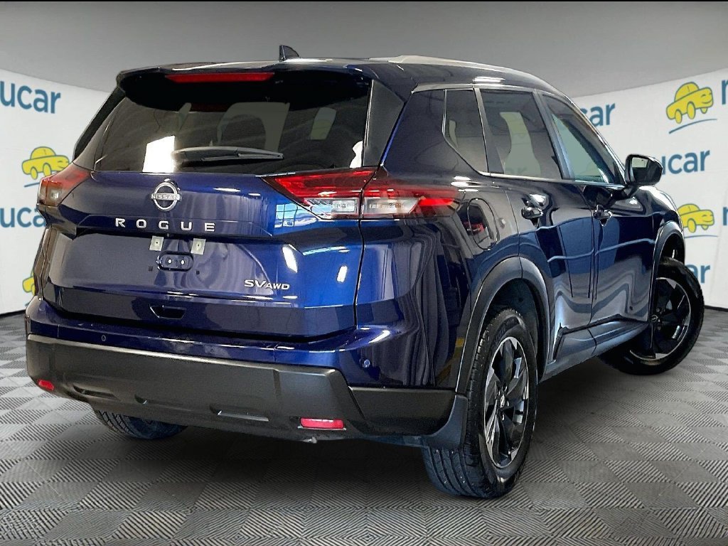 Certified 2024 Nissan Rogue SV w/ SV Premium Package AWD/4WD image 6