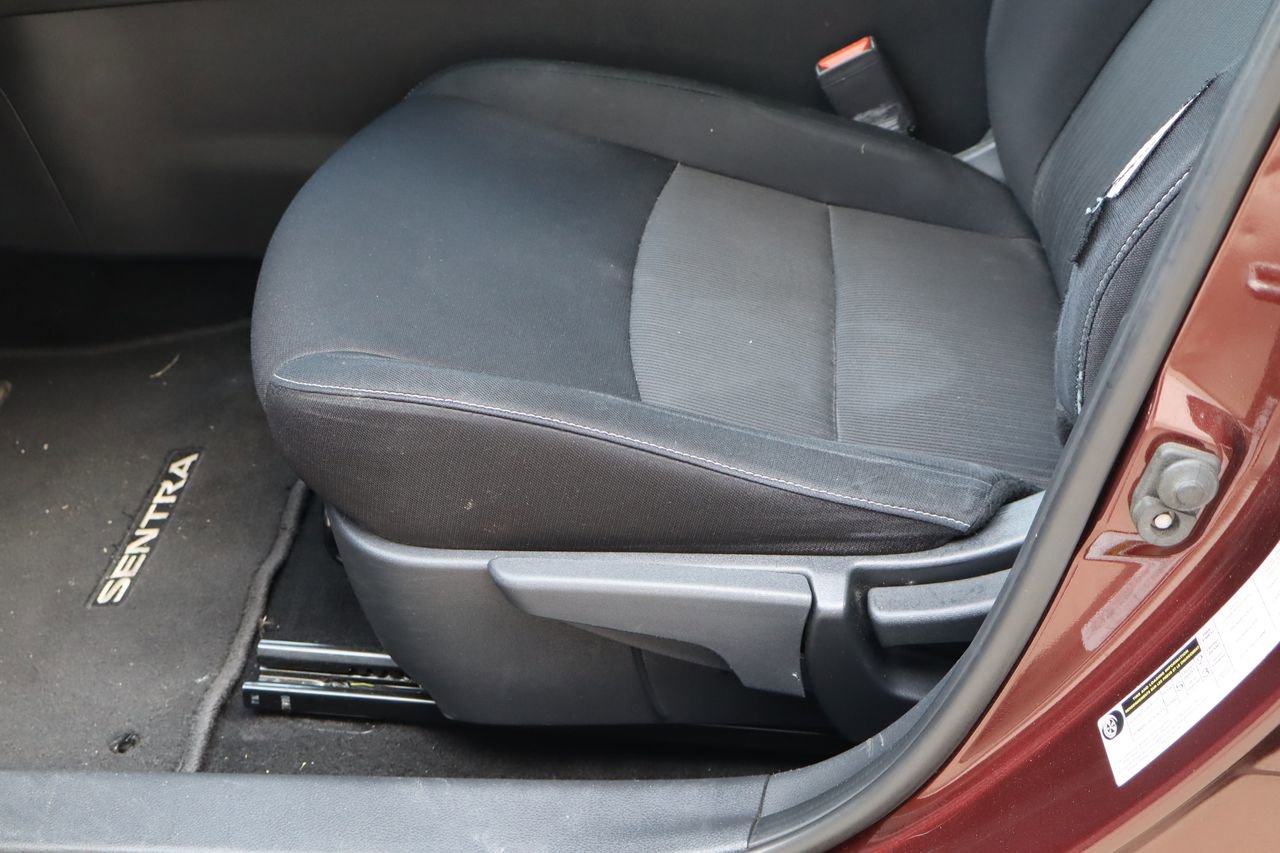 Used 2020 Nissan Sentra SV w/ Electronics Package FWD image 14