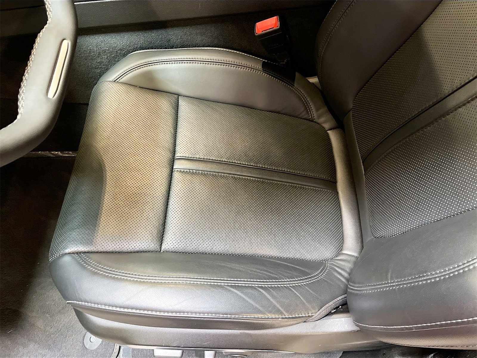 Used 2024 Jeep Wagoneer L 4WD image 20