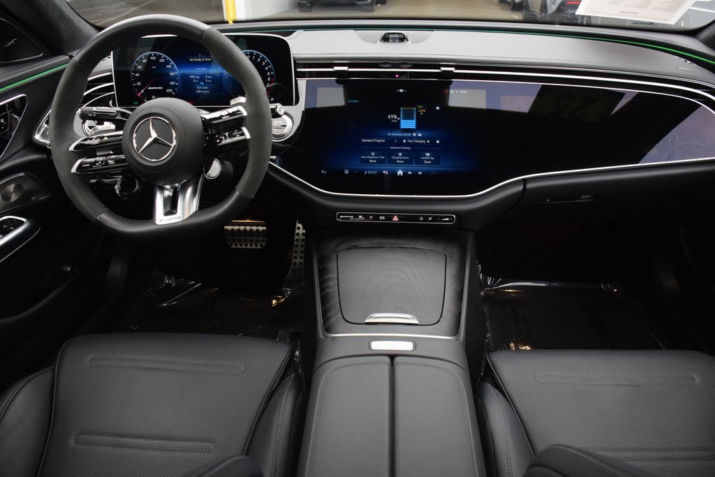 Used 2025 Mercedes-Benz E 53 AMG e 4MATIC Sedan image 19