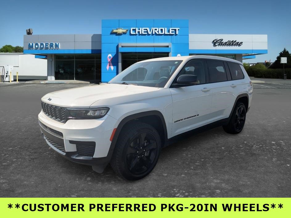 Used 2024 Jeep Grand Cherokee L Altitude image 1