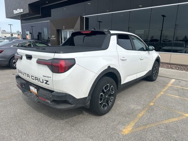 Used 2023 Hyundai Santa Cruz SEL Premium image 3