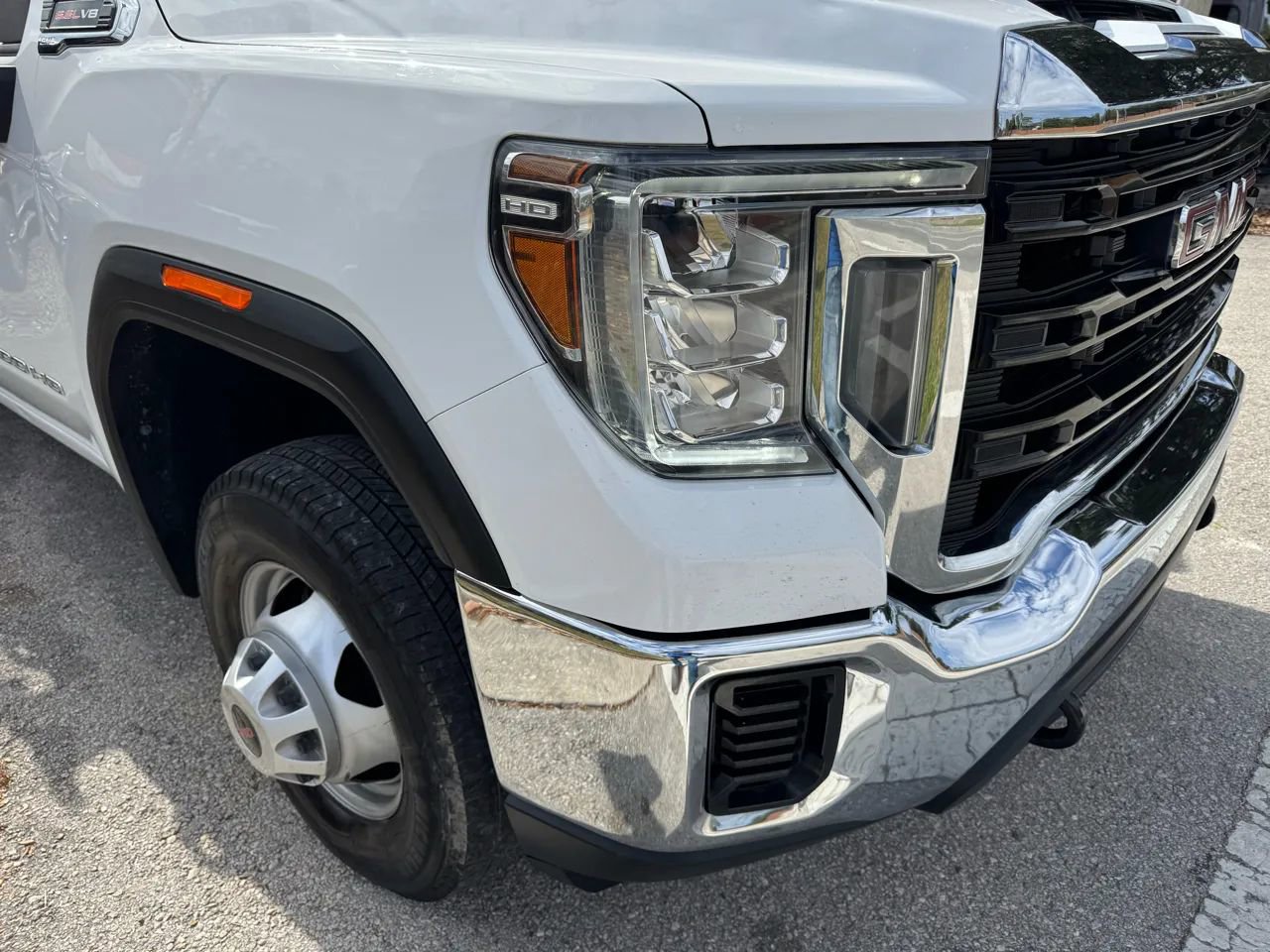 Used 2021 GMC Sierra 3500 2WD Crew Cab w/ Convenience Package image 10