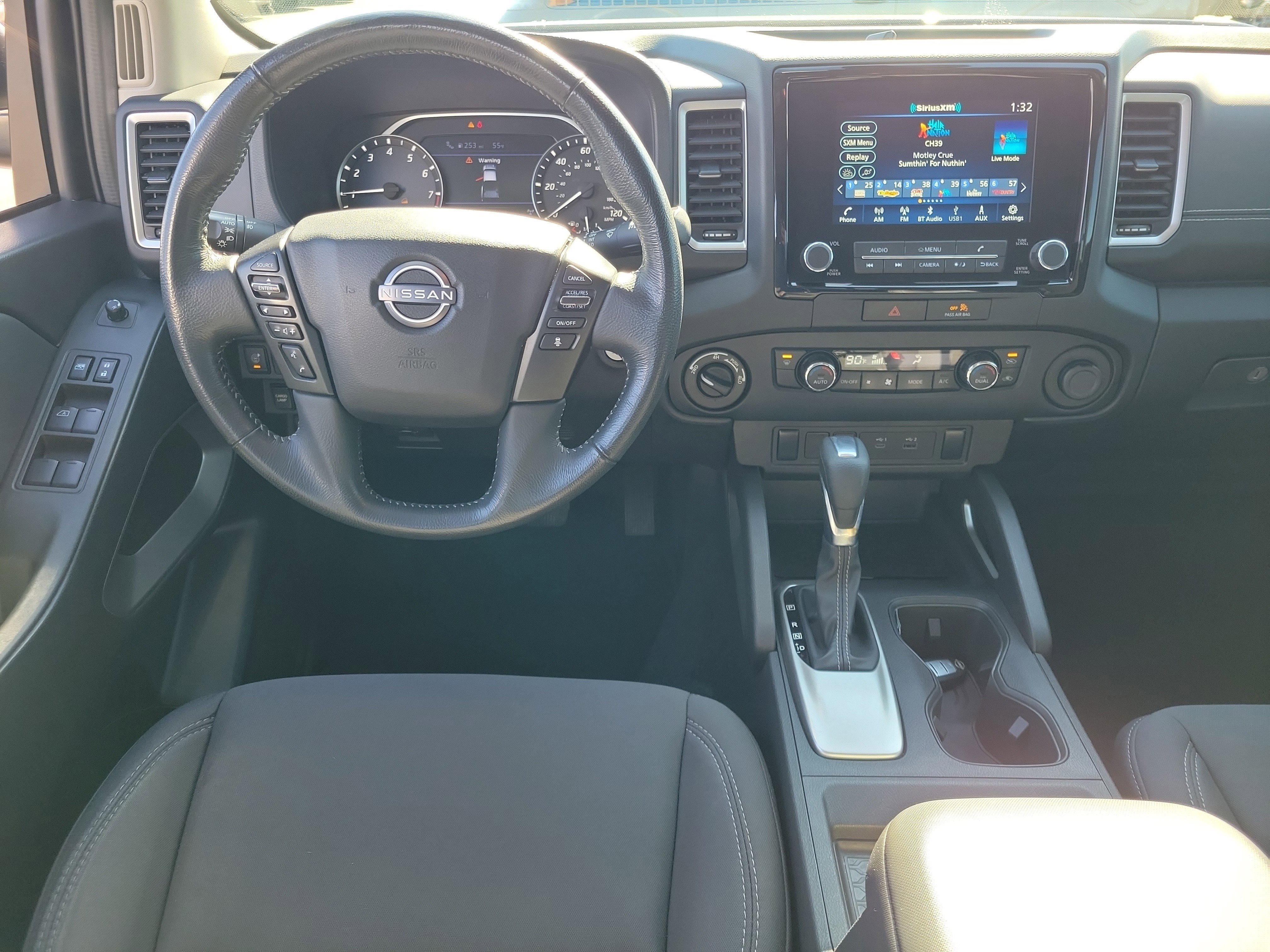 Certified 2022 Nissan Frontier SV w/ Technology Package image 10