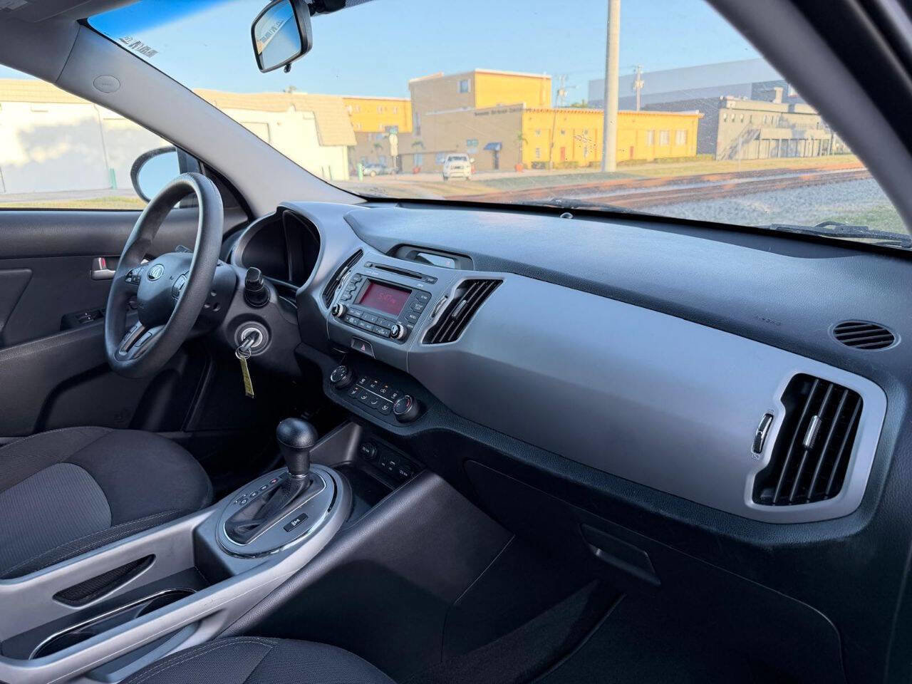 Used 2016 Kia Sportage LX image 21