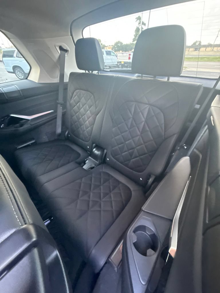 Used 2023 BMW X7 xDrive40i w/ Premium Package AWD/4WD image 20