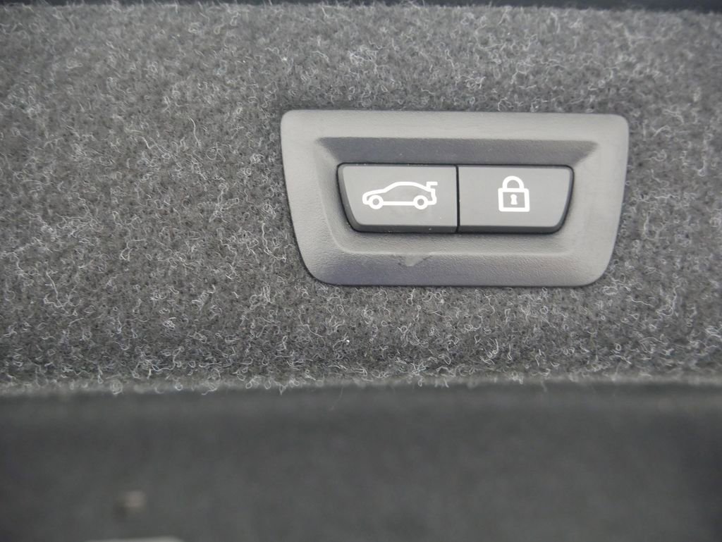 Used 2020 BMW M5 w/ Executive Package image 14