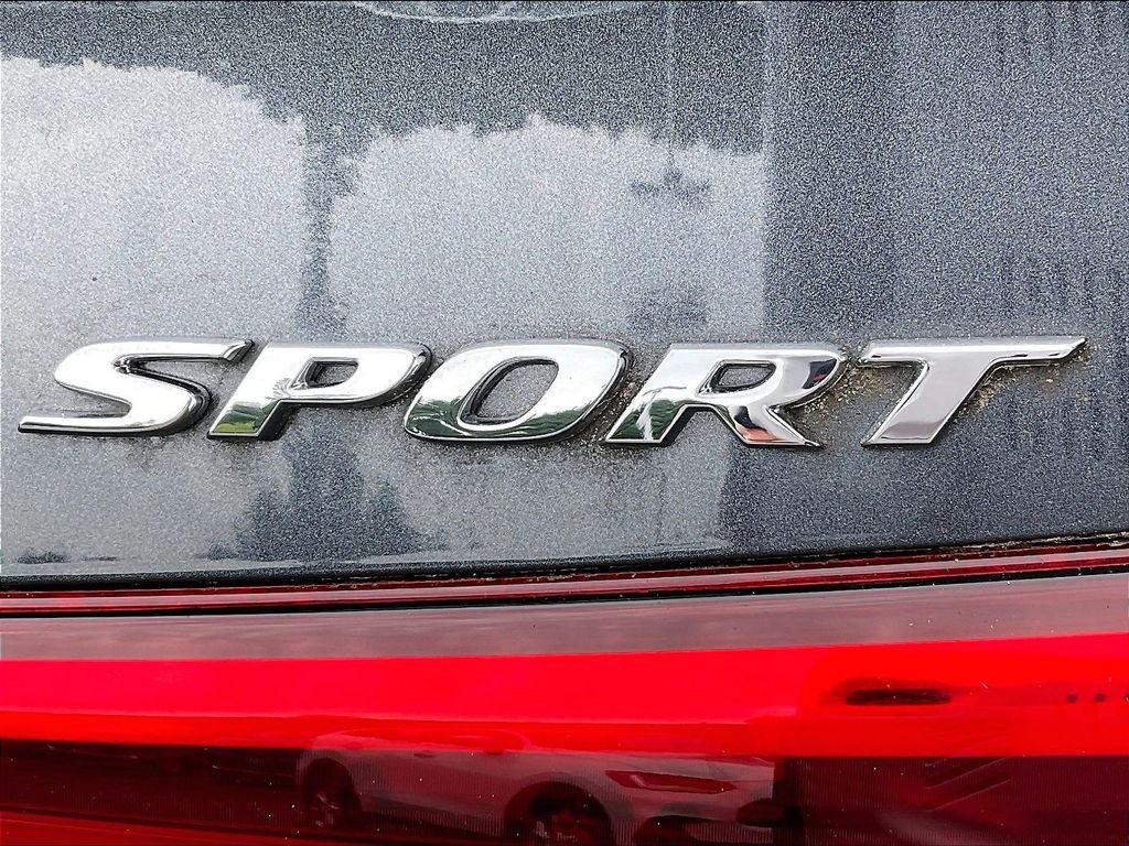Used 2023 Honda Civic Sport image 27
