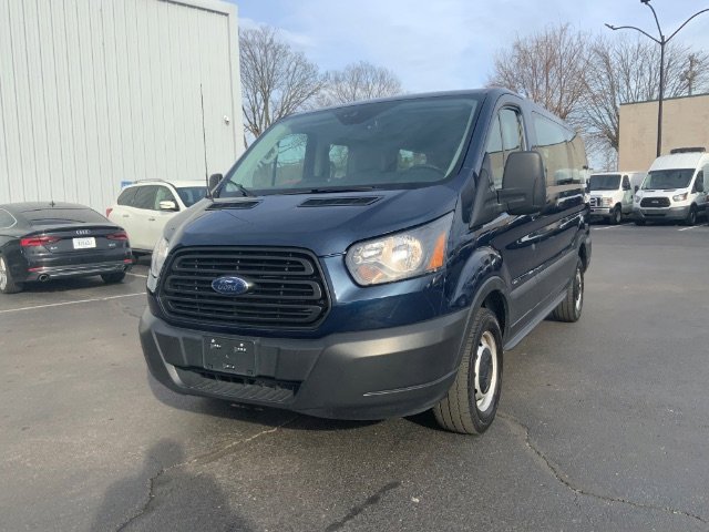 Used 2019 Ford Transit 150 XL image 2