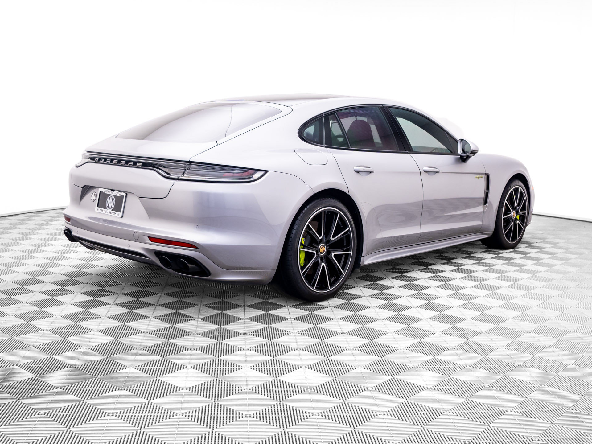 Used 2022 Porsche Panamera 4 AWD/4WD image 8