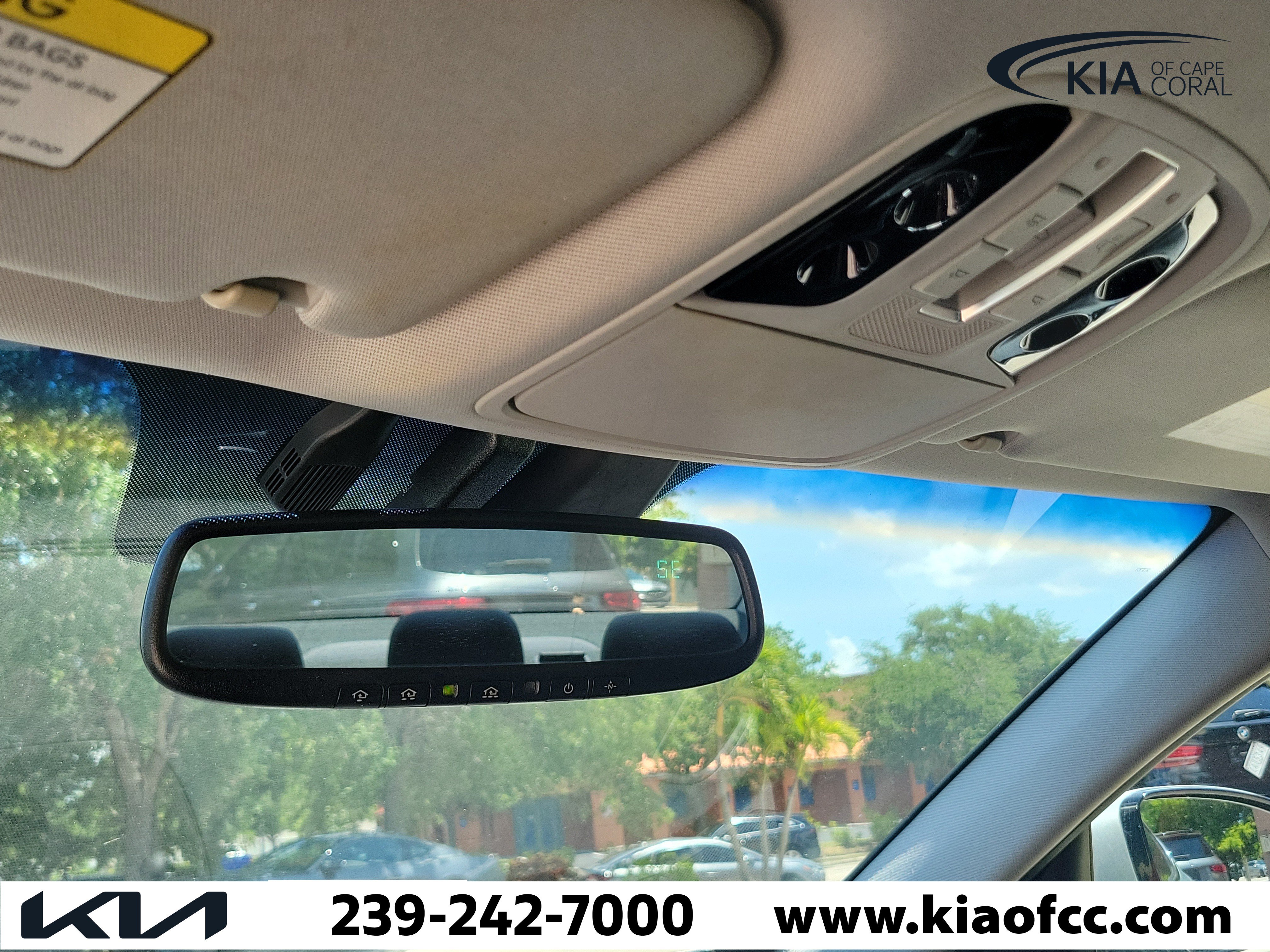 Used 2017 Kia Cadenza Technology FWD image 28