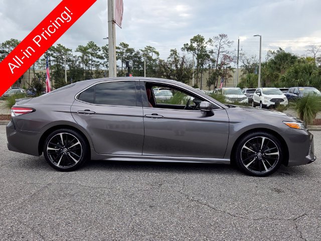 Used 2020 Toyota Camry XSE FWD image 6