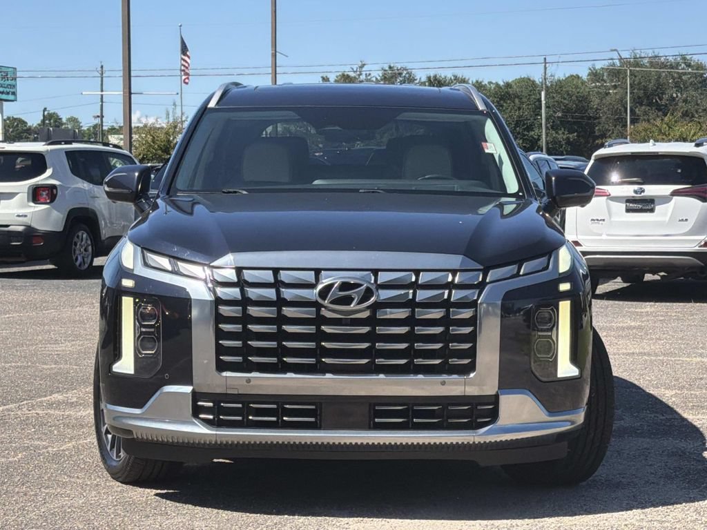 Used 2023 Hyundai Palisade Calligraphy AWD/4WD image 2