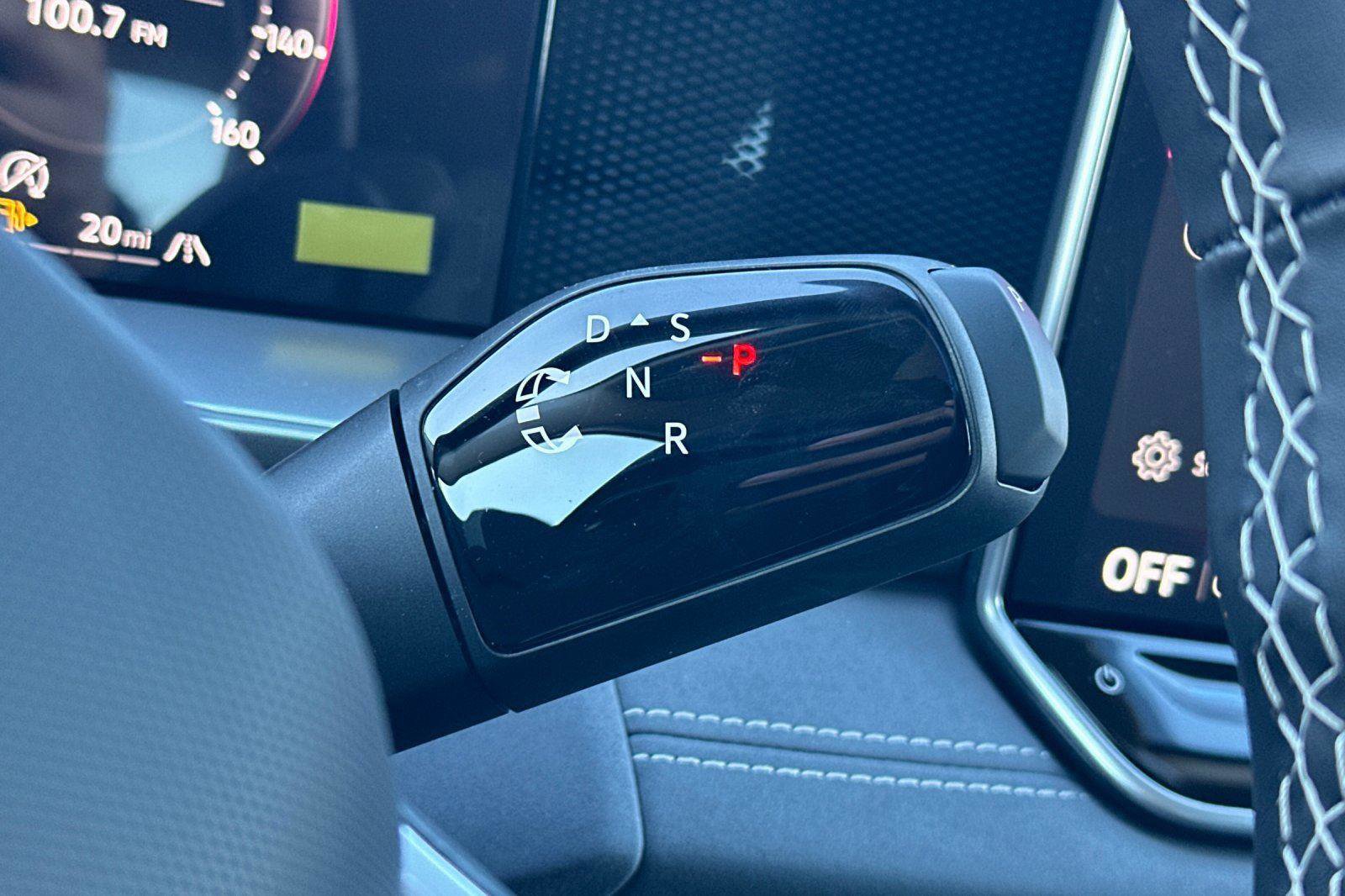 New 2026 Volkswagen Tiguan SE image 20