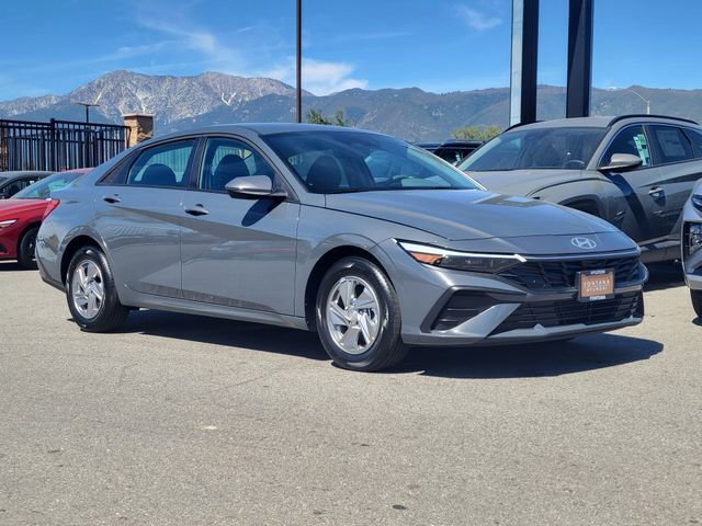 New 2026 Hyundai Elantra SE w/ Cargo Package image 25