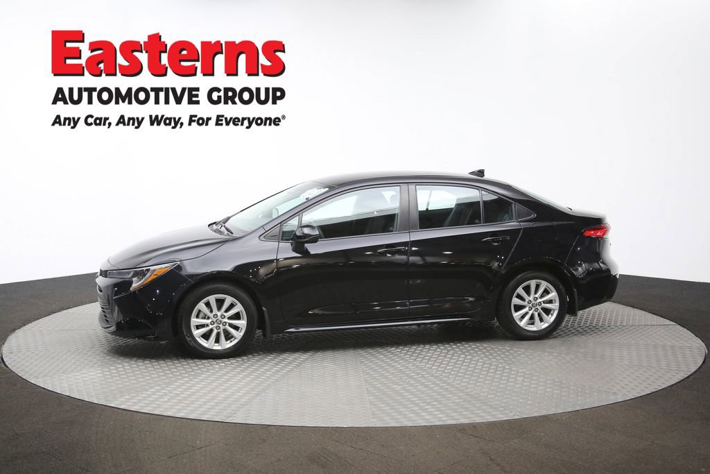 Used 2023 Toyota Corolla LE w/ LE Convenience Package image 58