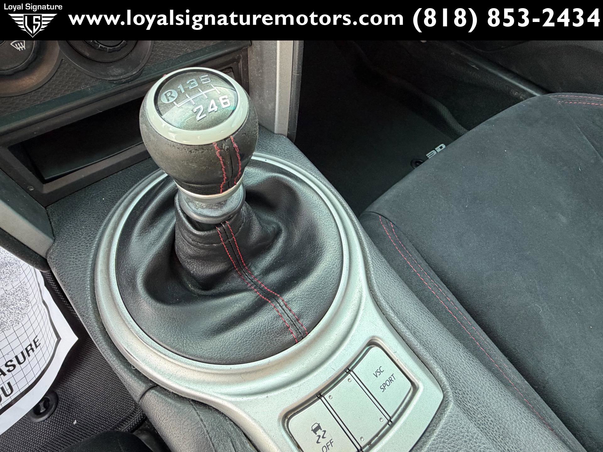 Used 2013 Scion FR-S image 13