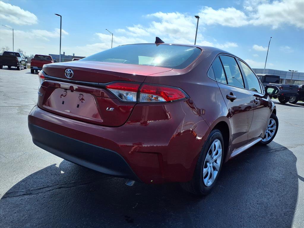 Used 2023 Toyota Corolla LE image 30
