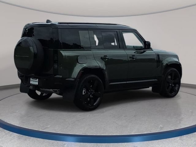New 2026 Land Rover Defender 110 X-Dynamic SE AWD/4WD image 5