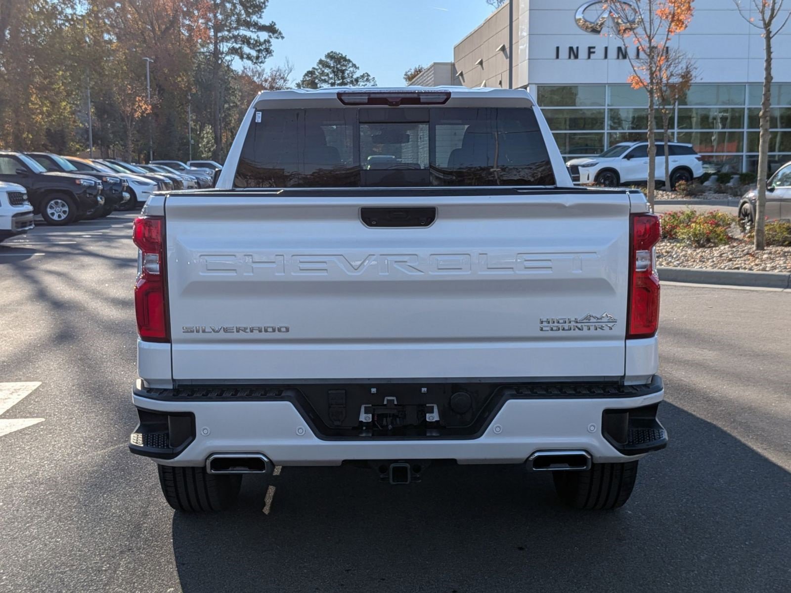 Used 2023 Chevrolet Silverado 1500 High Country image 4