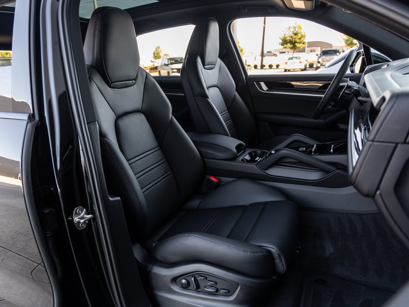 New 2026 Porsche Cayenne S image 41