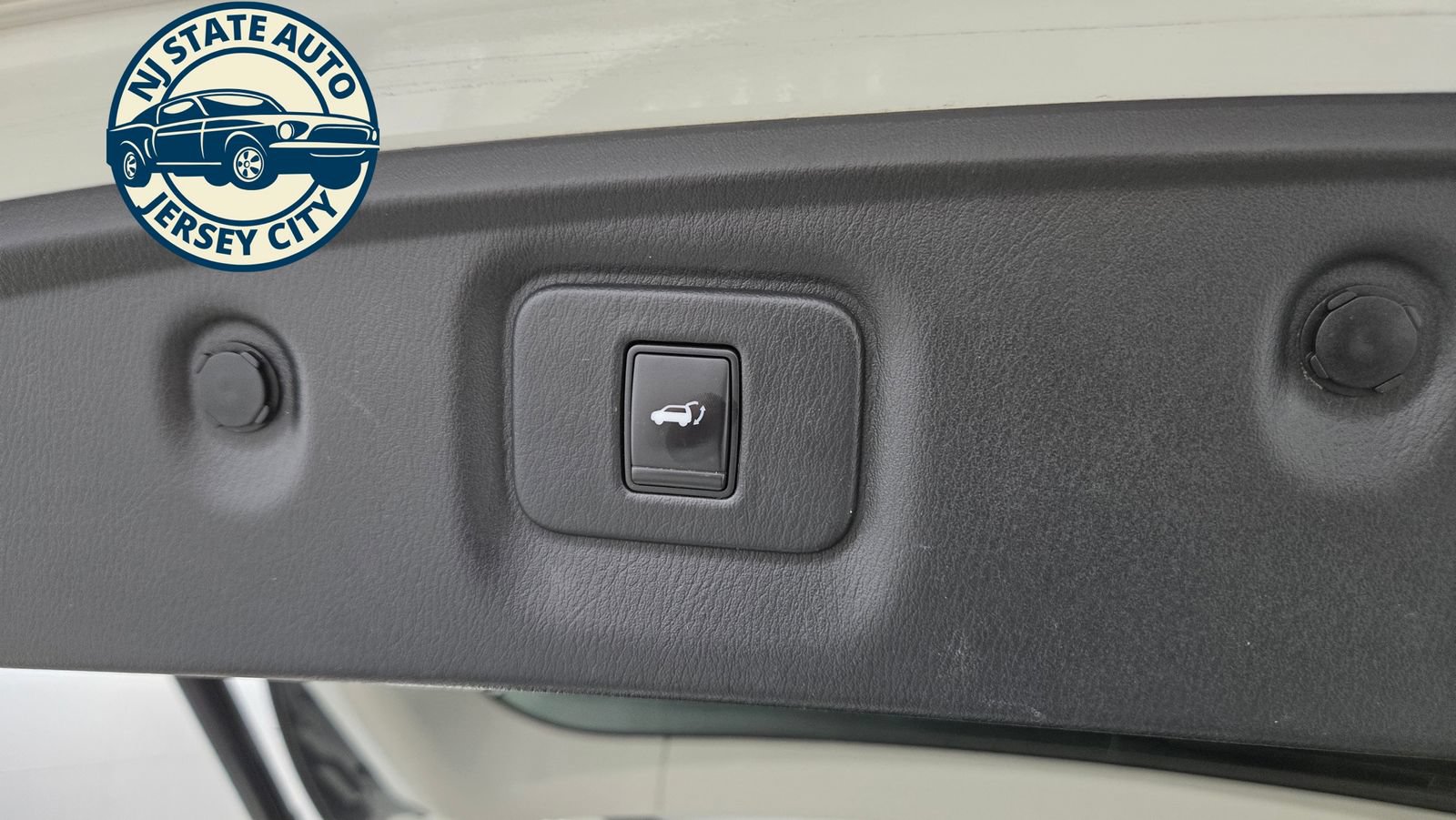 Used 2019 INFINITI QX60 Pure AWD/4WD image 38