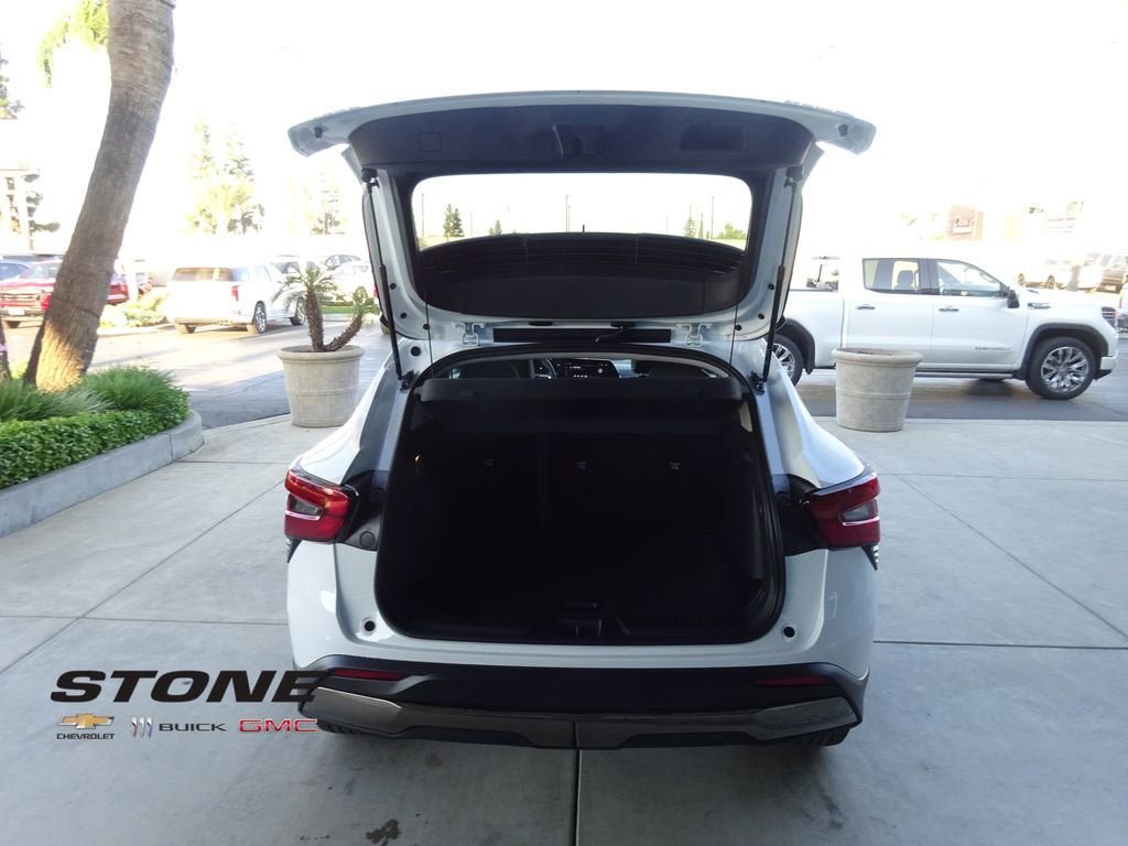 New 2026 Chevrolet Trax ACTIV FWD image 30