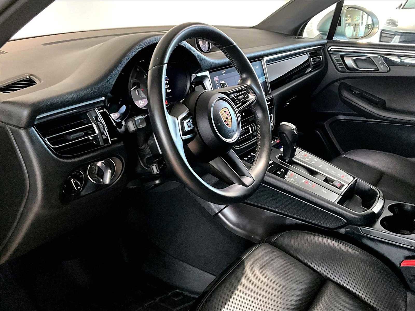 Used 2024 Porsche Macan S image 7
