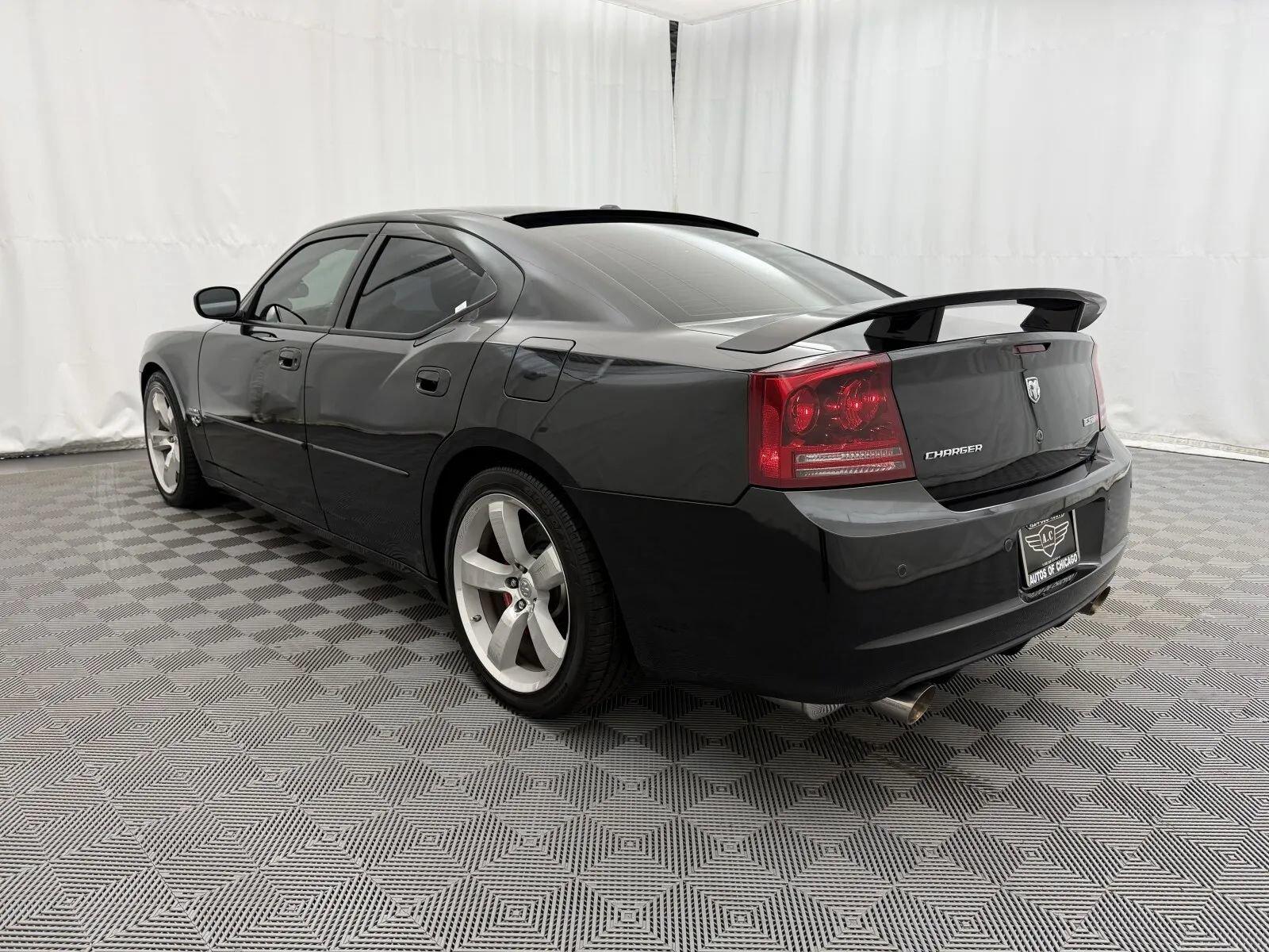 Used 2006 Dodge Charger SRT8 w/ SRT Option Group III RWD image 9