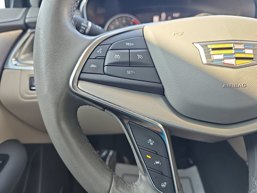 Used 2022 Cadillac XT5 Premium Luxury w/ LPO, Floor Liner Package FWD image 17