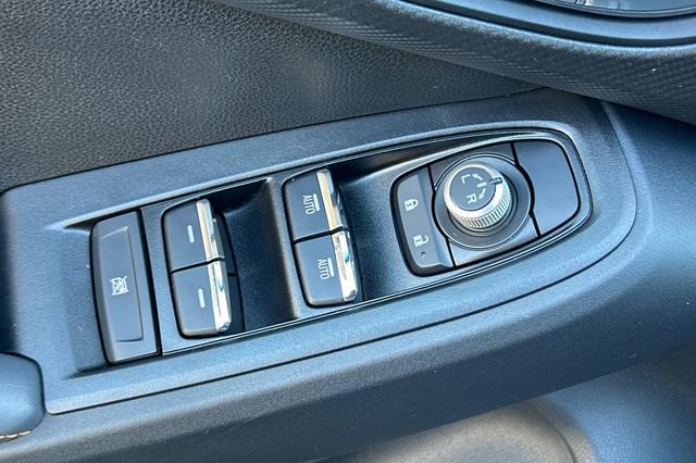 Used 2025 Subaru Crosstrek 2.5i Limited w/ Popular Package #4A image 12