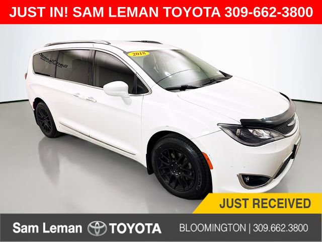 Used 2018 Chrysler Pacifica Touring-L Plus w/ Tire & Wheel Group image 1