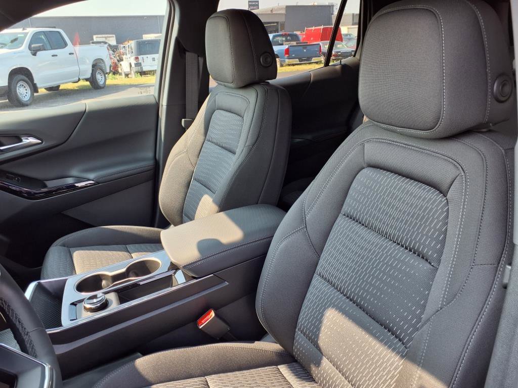 New 2026 Chevrolet Equinox LT image 13