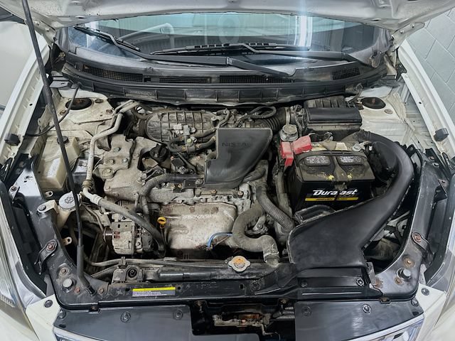 Used 2014 Nissan Rogue S w/ Convenience Package AWD/4WD image 29