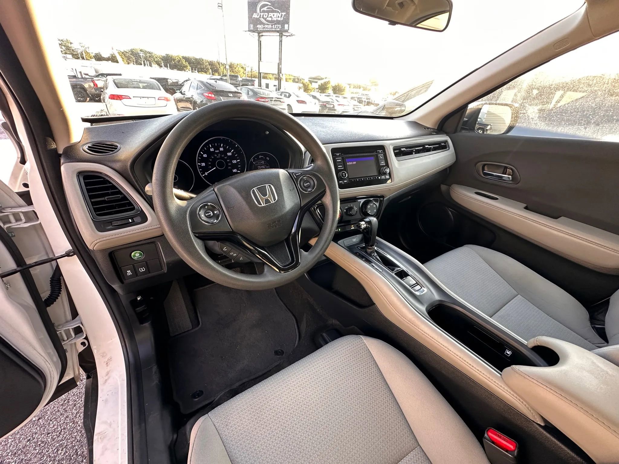 Used 2022 Honda HR-V LX image 8