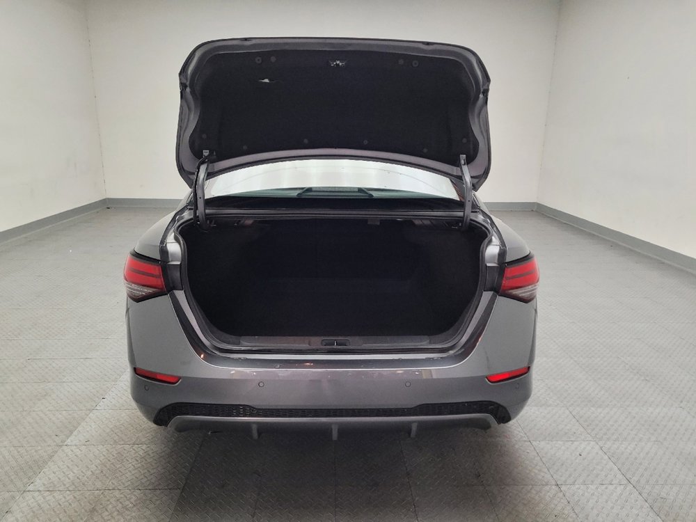 Used 2025 Nissan Sentra SV image 29