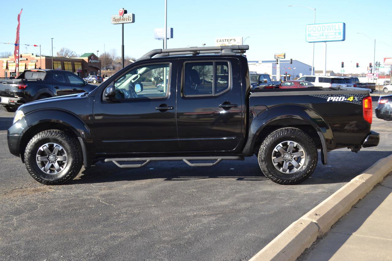 Used 2016 Nissan Frontier PRO-4X w/ Pro-4x Luxury Package image 4