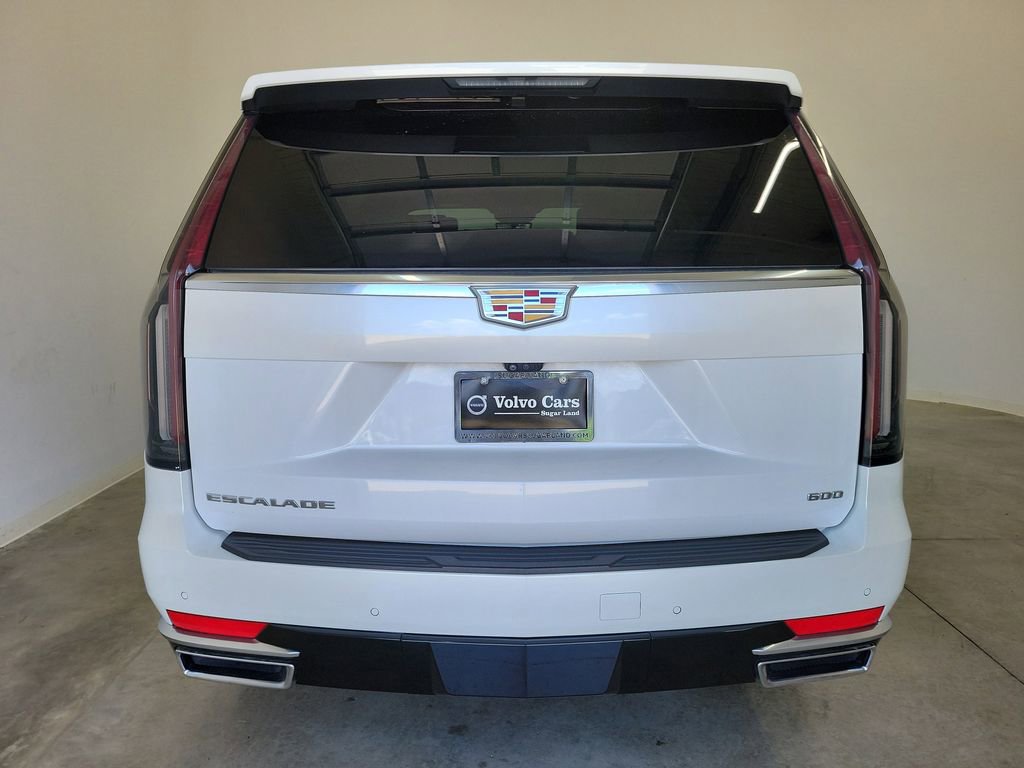 Used 2023 Cadillac Escalade Premium Luxury w/ LPO, Floor Liner Package AWD/4WD image 6