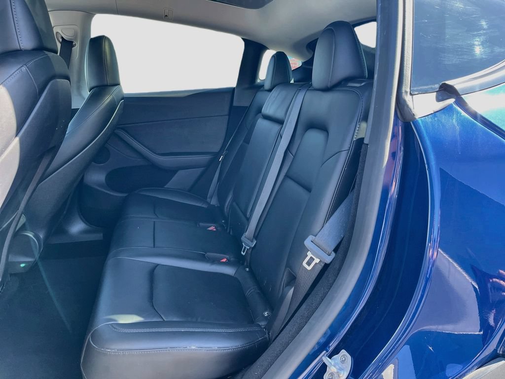 Used 2023 Tesla Model Y Long Range AWD/4WD image 25