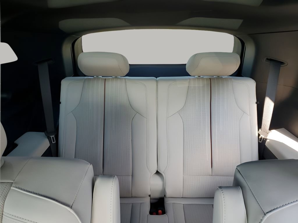 New 2026 Cadillac Vistiq Sport w/ LPO, Floor Liner Package image 26