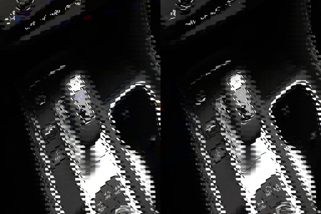 Used 2023 INFINITI QX60 Luxe w/ Cargo Package image 25